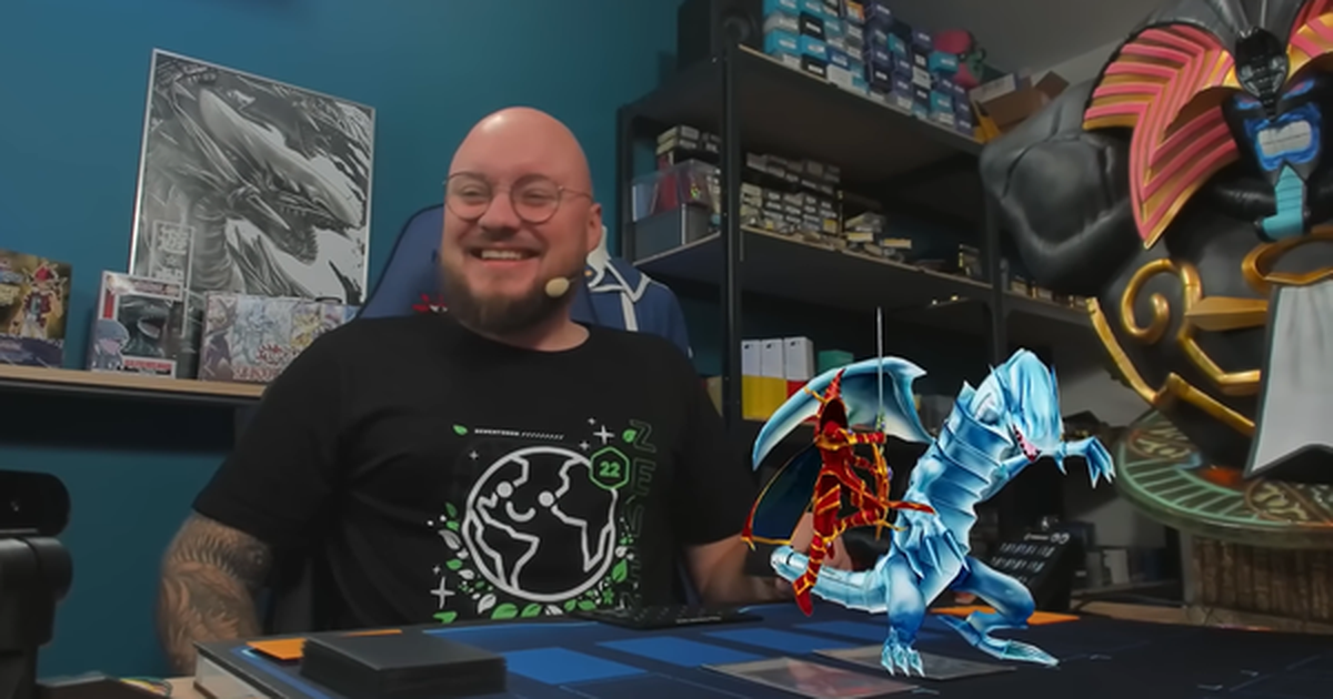 Chàng trai biến giấc mơ Yu-Gi-Oh thành hiện thực với hệ thống triệu hồi quái vật 3D từ thẻ bài