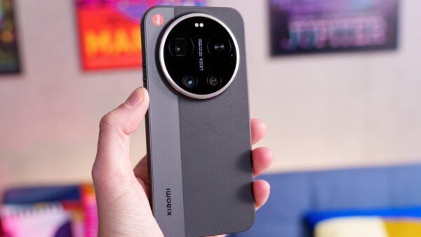 Trên tay Xiaomi 17 Ultra Leica Edition: Siêu phẩm camera mang ‘gen Leica’ so kè Galaxy S25 Ultra