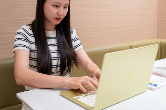 MacBook Neo ra mắt: Lựa chọn laptop giá tốt cho học sinh, sinh viên