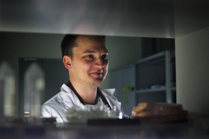 Nga khiến thế giới kinh ngạc vì tạo ra loại tia gần như chạm đến giới hạn: Nhỏ tương đương một loại virus - Ảnh 2.