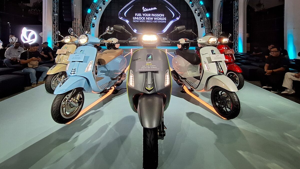 Vespa tung động cơ 180cc hoàn toàn mới, Sprint và Primavera nâng tầm sức mạnh, hé lộ cơ hội về Việt Nam