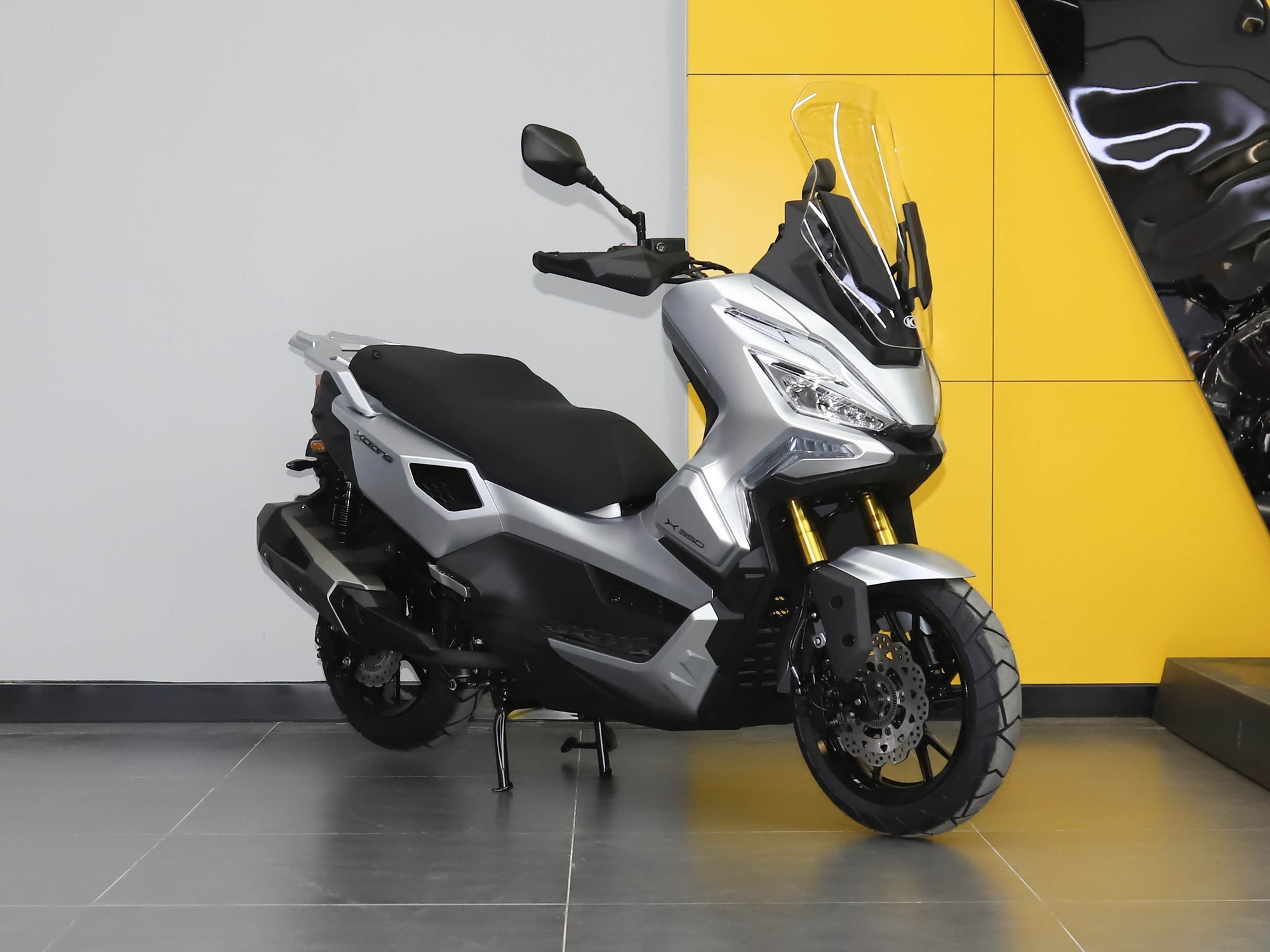 autohomecarchtk2wfsk7yahtn8abm-1776662564100-1776662564341702161955