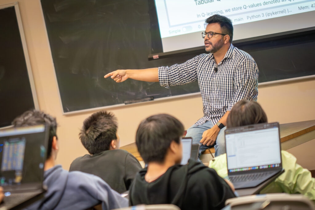ucsd-jacobsschool-2603-bonjour-a-1780933005338-17809330055201685780971