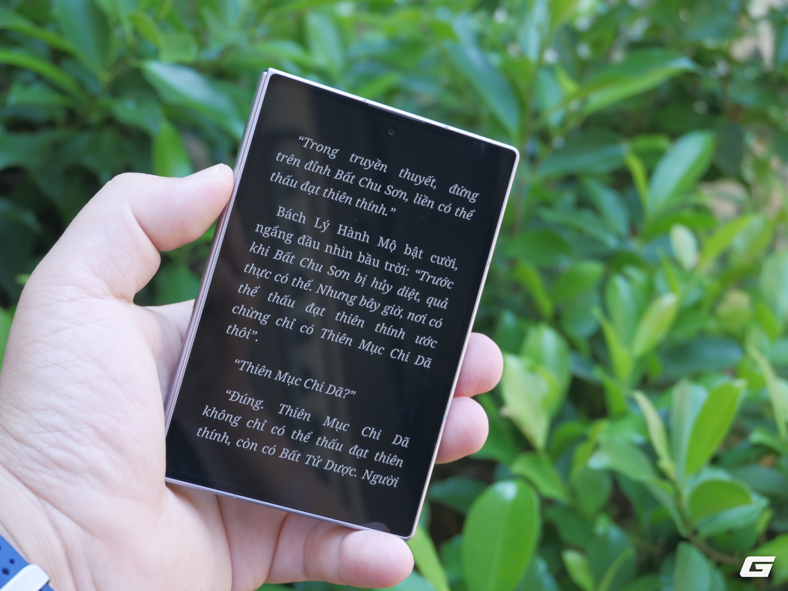 Trải nghiệm Galaxy Z Fold8 làm máy đọc sách: Hơn 40 triệu liệu có "ăn" nổi E-ink? - Ảnh 13.