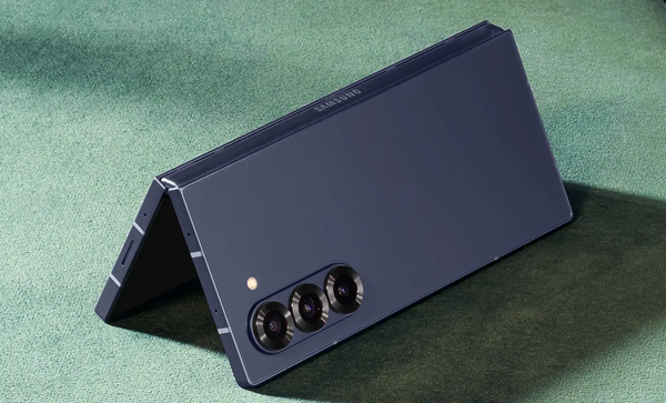 samsung-galaxy-z-fold-8-ultra-2 samsung-galaxy-z-fold-8-ultra-2