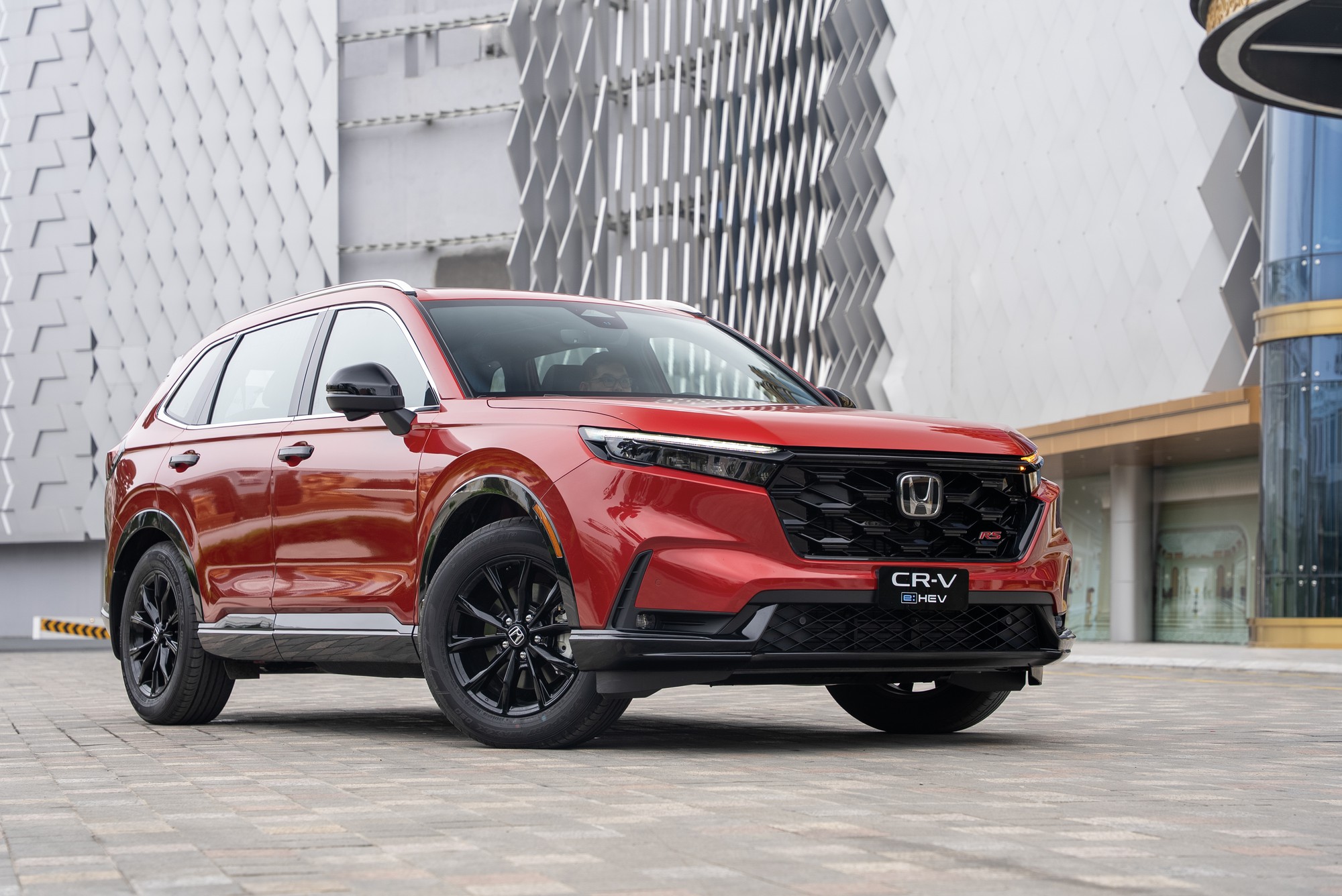 honda-cr-v-2026-3-1789393192612-1789393193452108792185